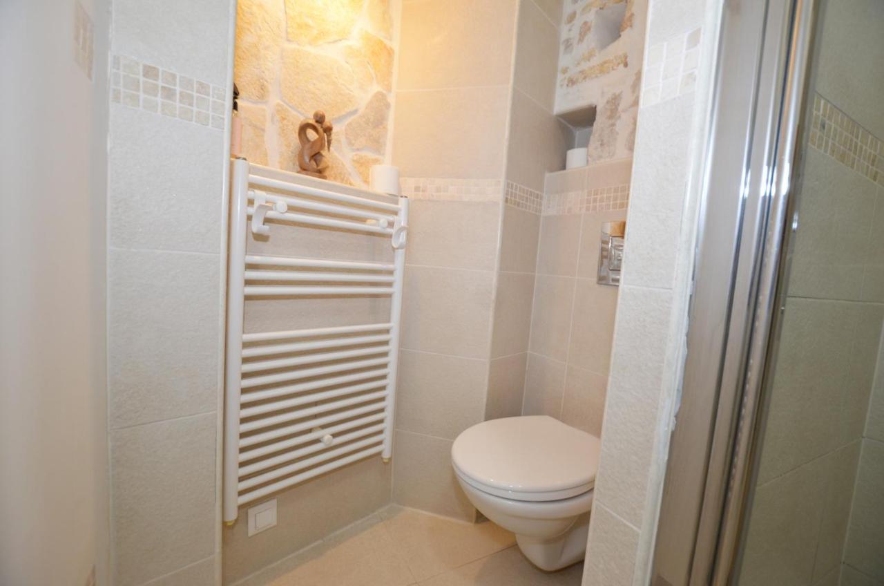 Pisinium Apartment Rovinj Buitenkant foto