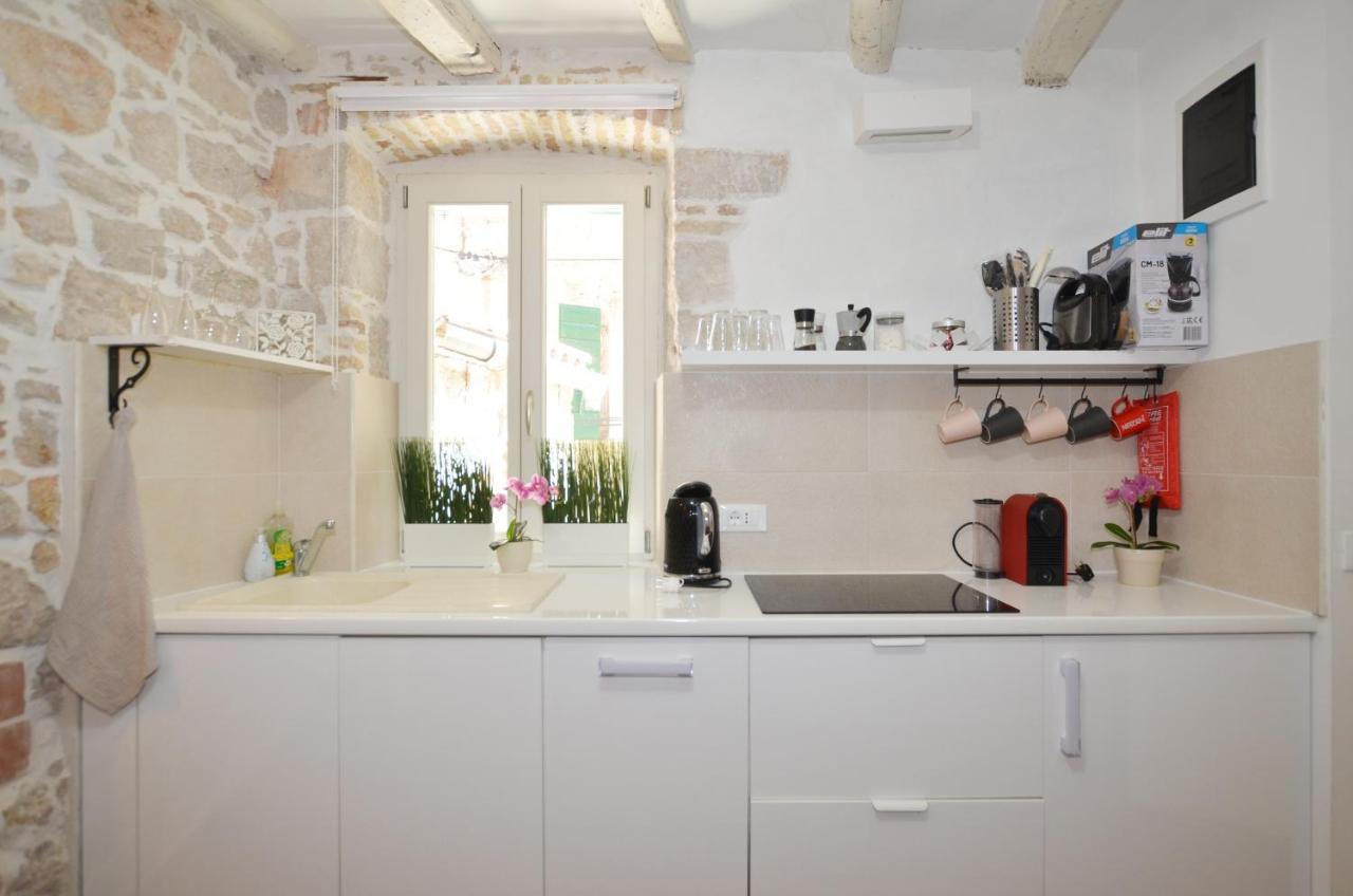 Pisinium Apartment Rovinj Buitenkant foto