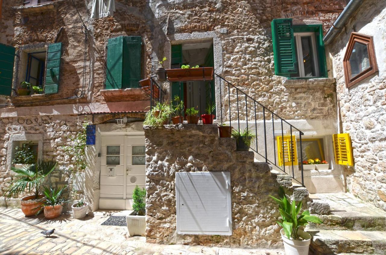 Pisinium Apartment Rovinj Buitenkant foto